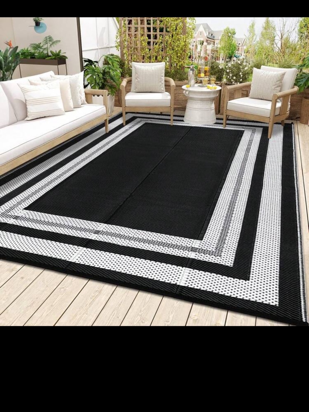 SHEIN Black and White Geometric Outdoor Rug